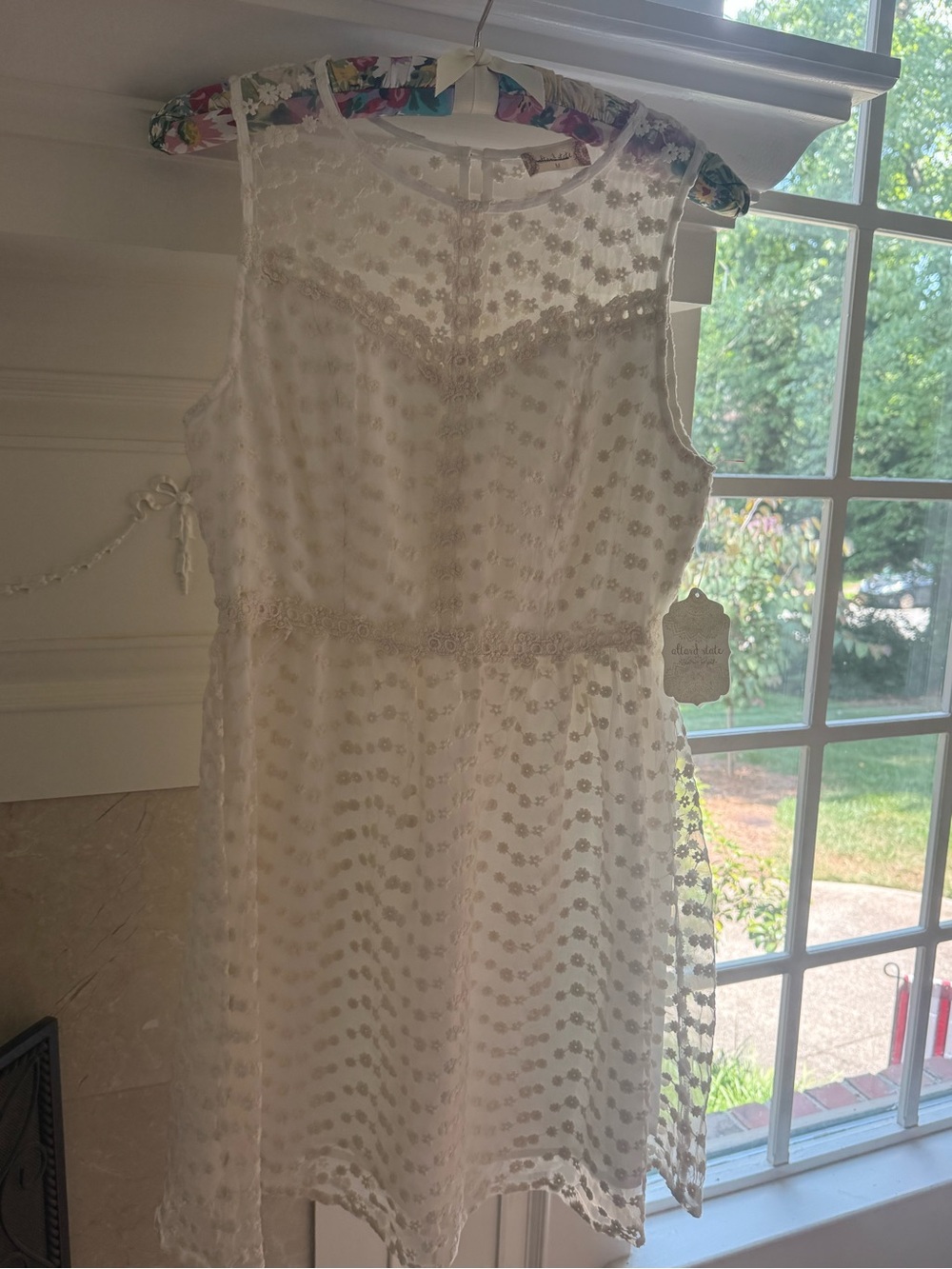 Altar'd State White Embroidered Sleeveless Lace Party Dress. Med- NWT